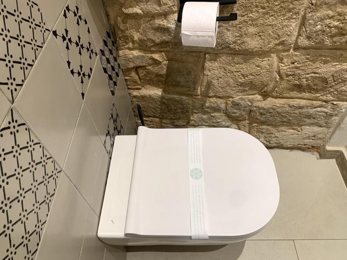 Locus Pendinelli Trani Bed and Breakfast Buitenkant foto